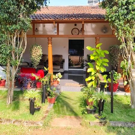 Plumeria Resort Kushālnagar Extérieur photo