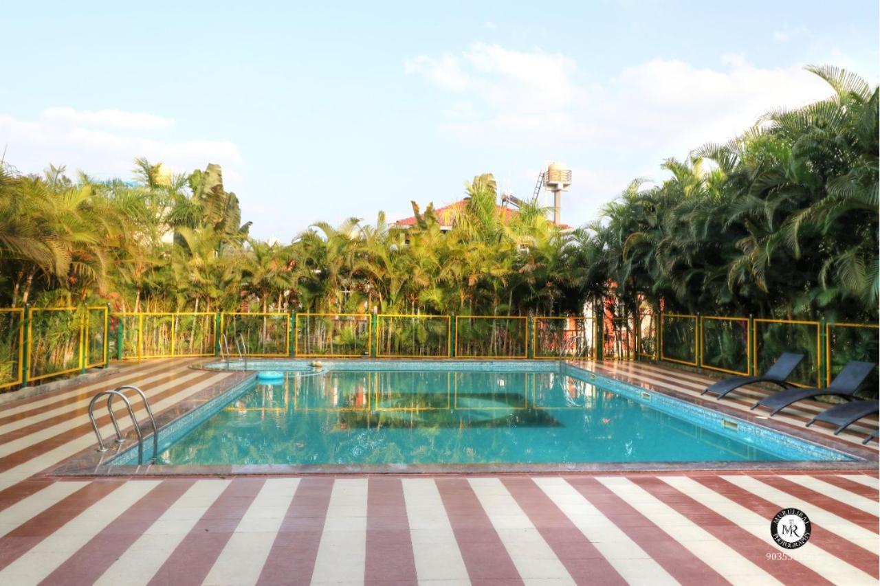 Plumeria Resort Kushālnagar Extérieur photo